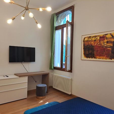 Rialto Bridge Lovely Apartment Venice Exterior photo